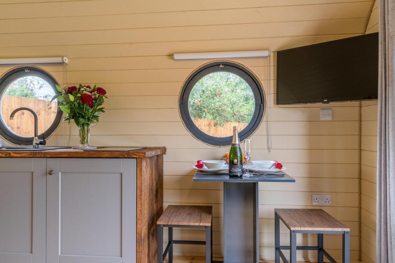 Alderton  Laburnum Farm Estate 빌라 외부 사진